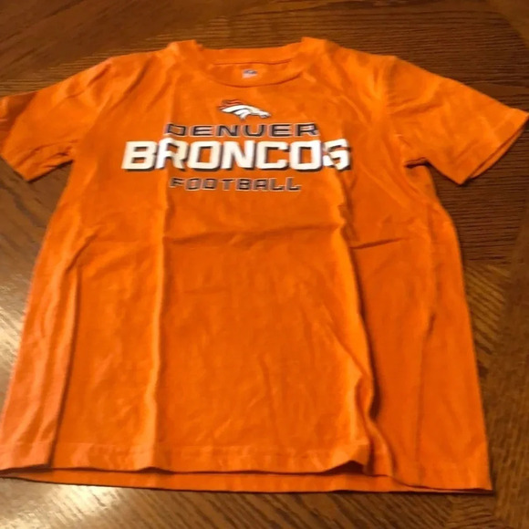 Denver Broncos Tee Shirt - Picture 2 of 4